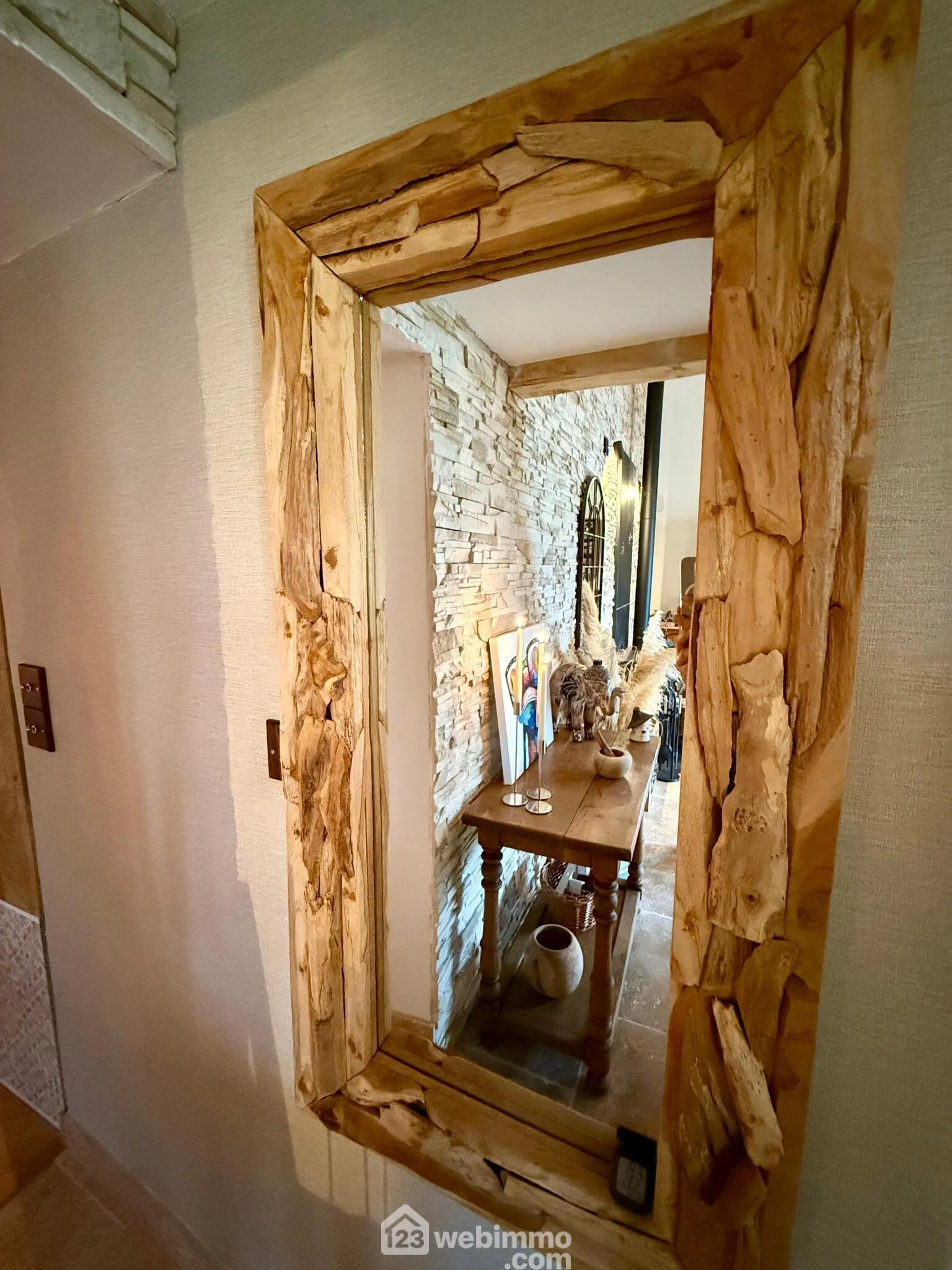 Cabanon en pierres autonome à vendre à Saint Antonin du Var avec vue dégagée 