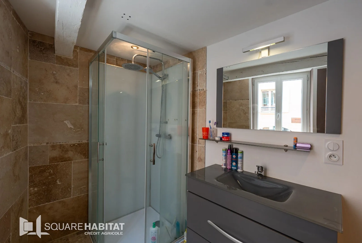 Maison de ville à Embrun de 90 m² avec cave et espace familial 