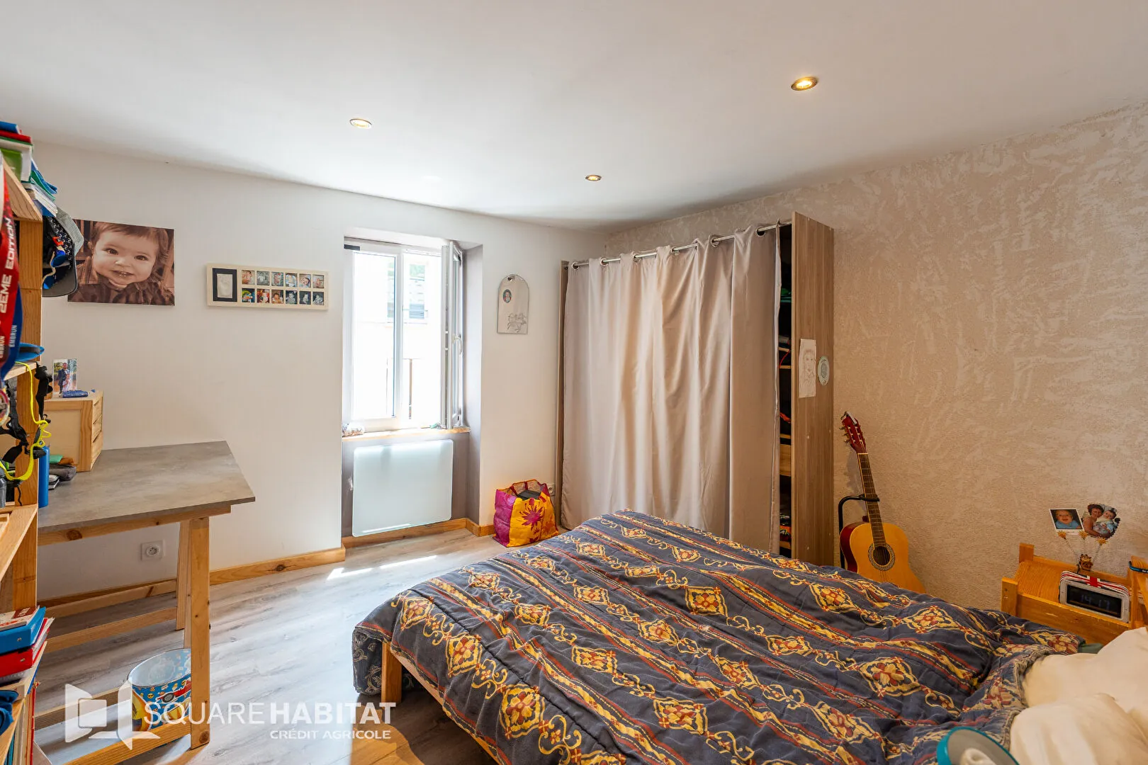 Maison de ville à Embrun de 90 m² avec cave et espace familial 