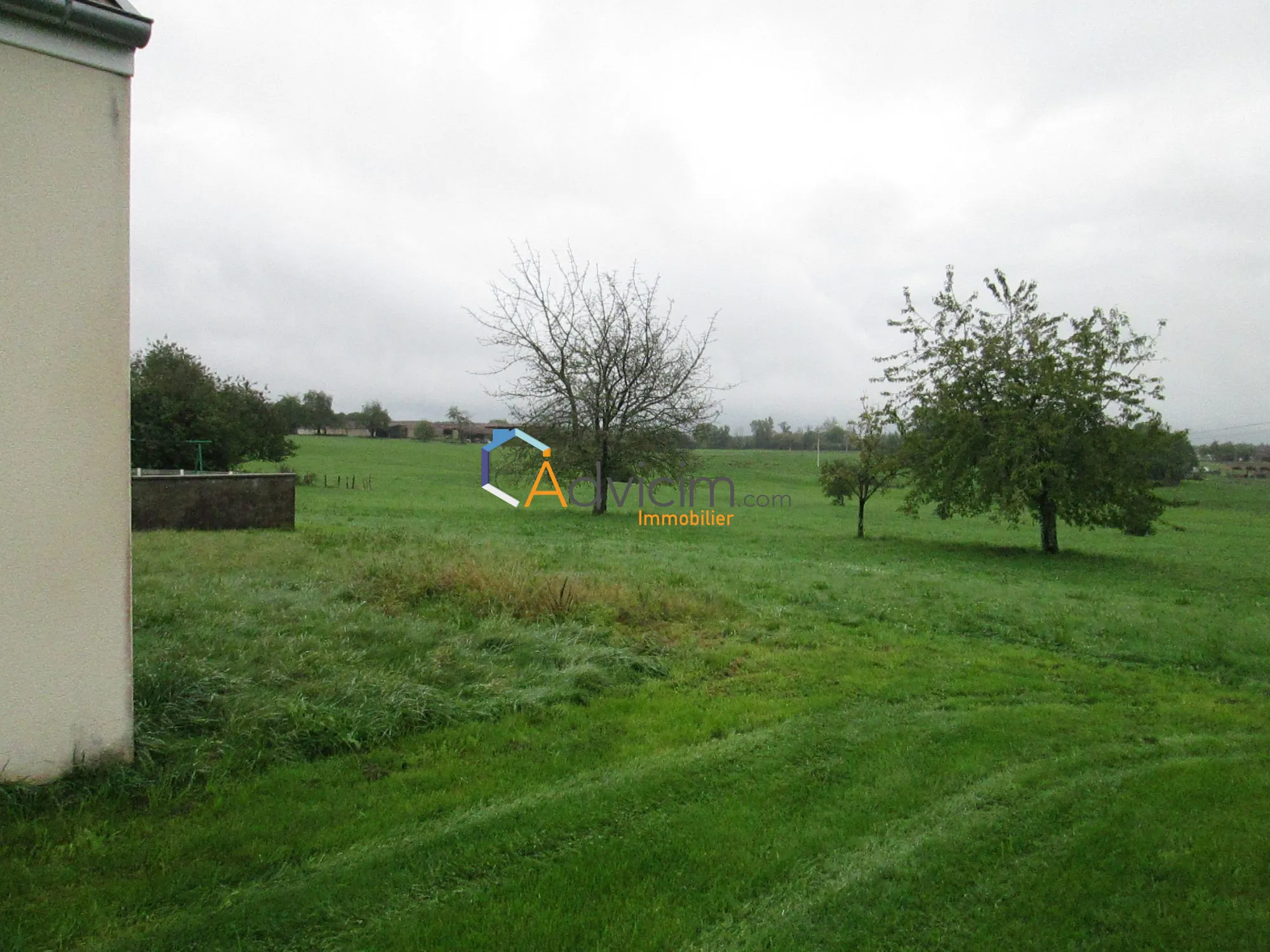 Superbe terrain constructible de 2617 m² à La Bruyère avec vue sur la nature 