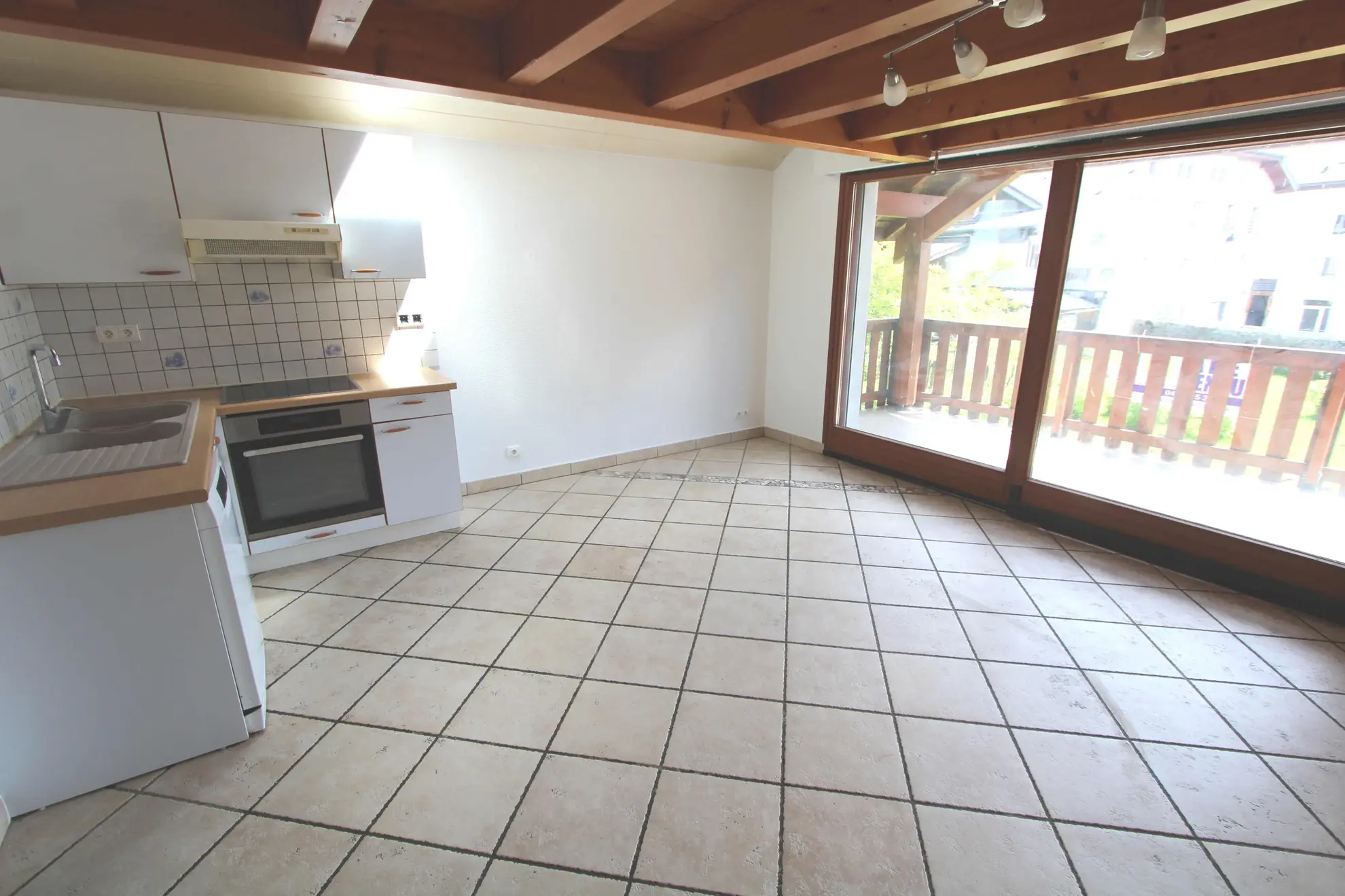 Maison de village avec terrasse en vente à Viuz en Sallaz - 3 chambres et jardin 