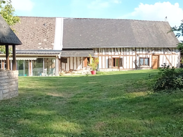 Maison à vendre à Chaumont-Porcien avec jardin et travaux à prévoir