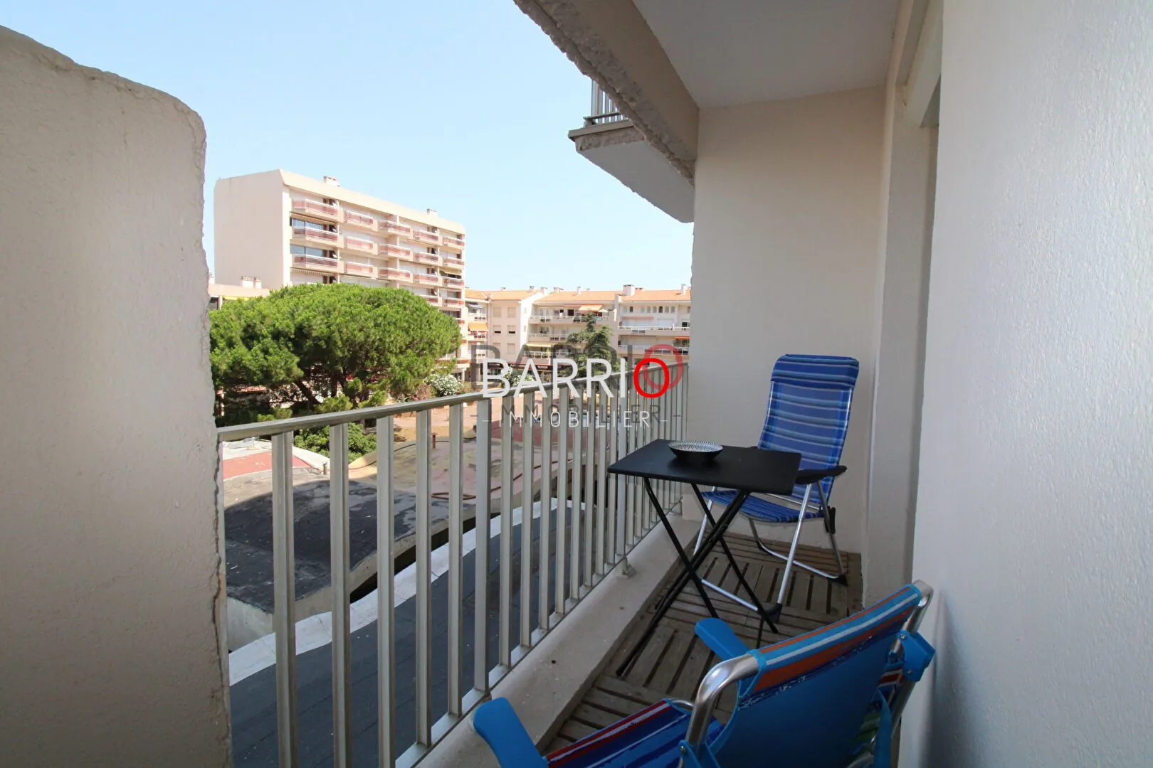 Studio rénové avec balcon et parking à Saint-Cyprien - Port 