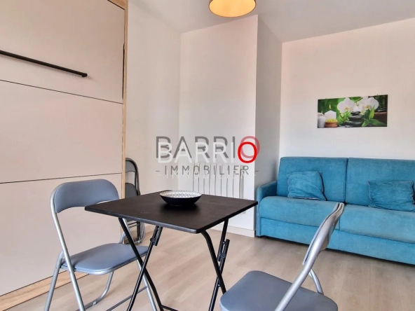Studio rénové avec balcon et parking à Saint-Cyprien - Port