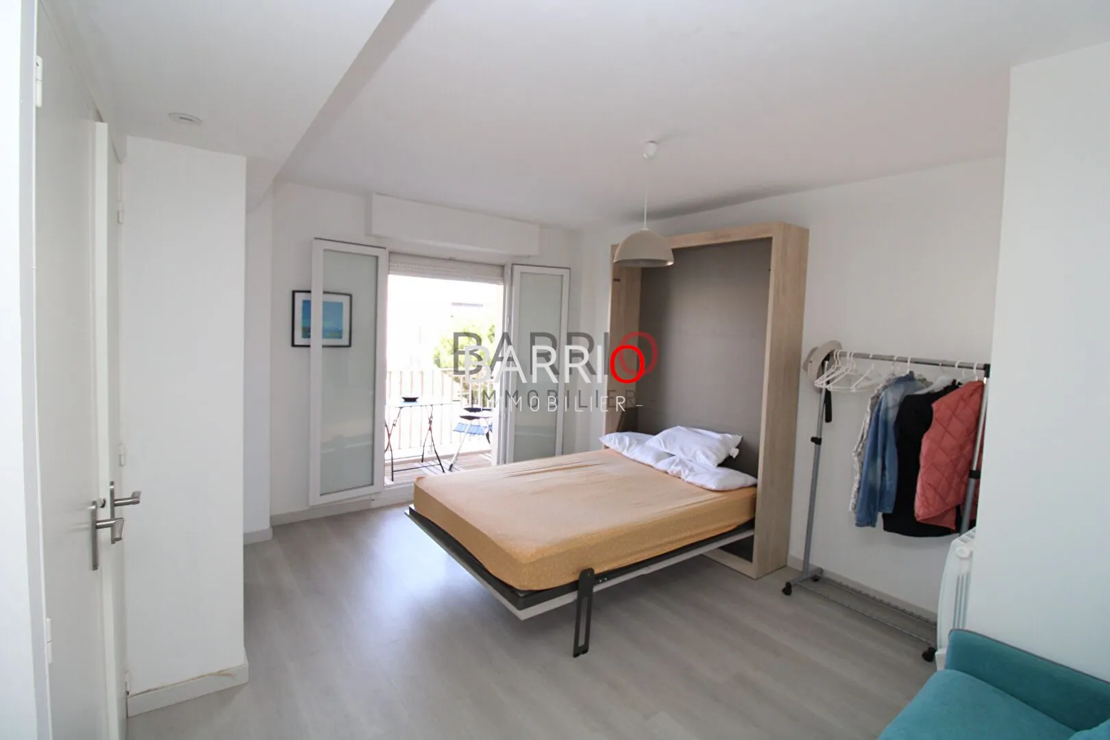 Studio rénové avec balcon et parking à Saint-Cyprien - Port 