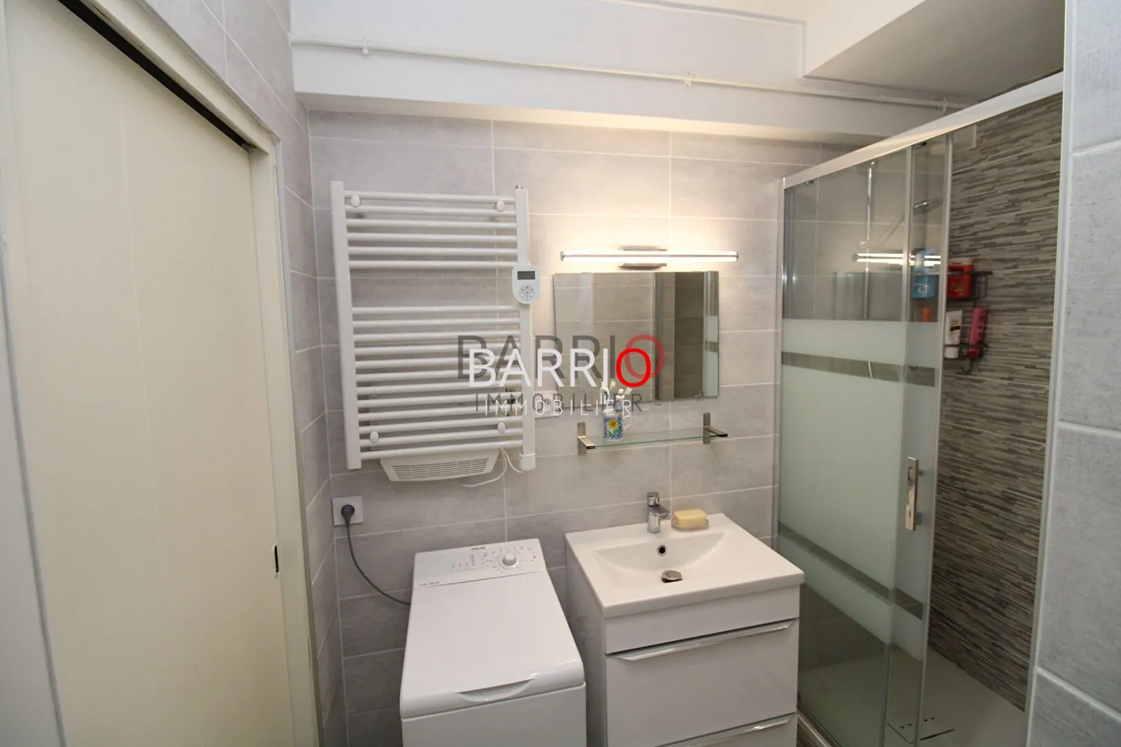 Studio rénové avec balcon et parking à Saint-Cyprien - Port 