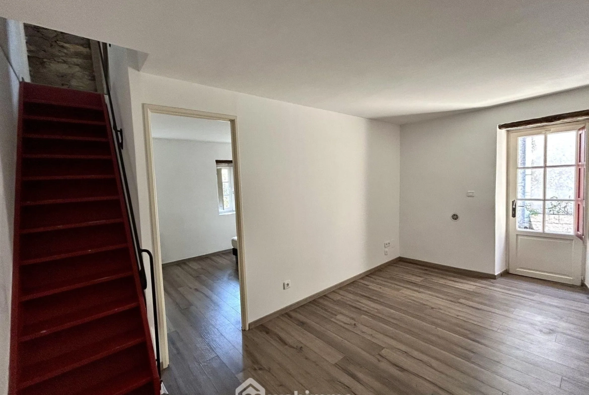 Maison en pierre de 53 m² avec terrasse à San-Martino-di-Lota 