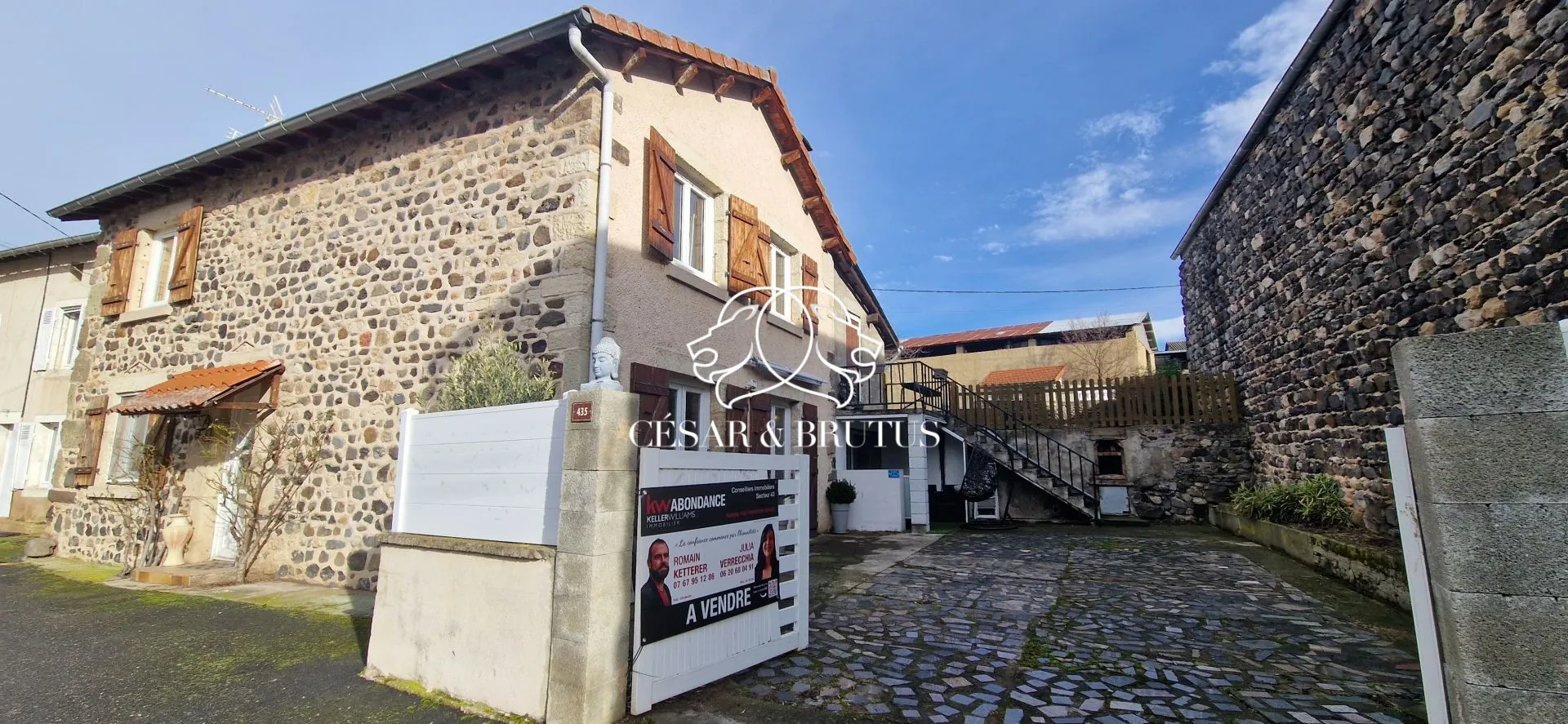 Charmante maison en pierre de 115 m² à Beaulieu avec jardin et atelier 