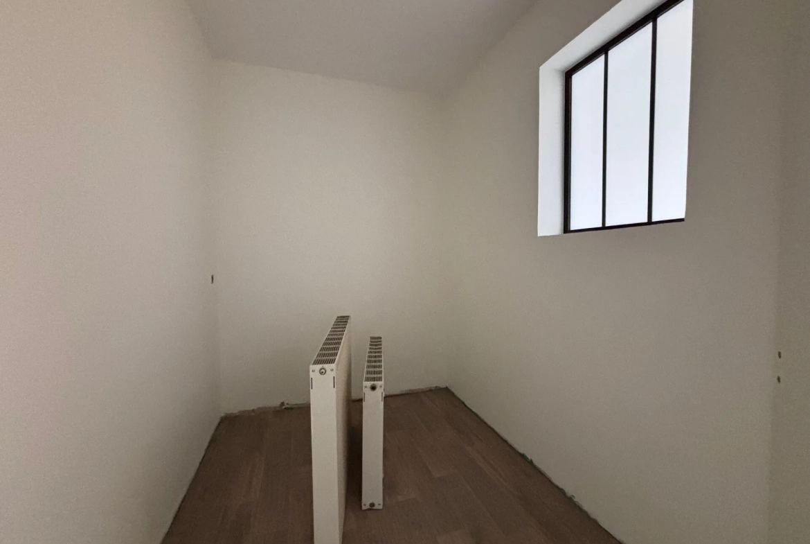 Bel appartement 3 pièces de 104 m² avec vue sur la Saône à Tournus 