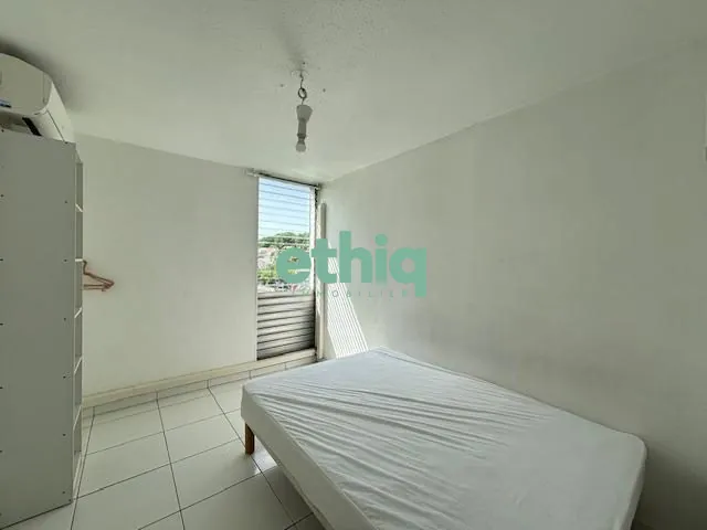Appartement T4 à vendre à Pointe-à-Pitre, lumineux et proche commodités 