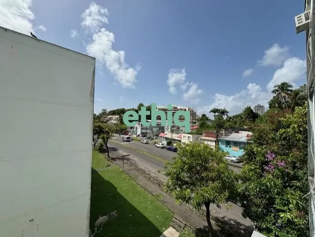 Appartement T4 à vendre à Pointe-à-Pitre, lumineux et proche commodités 