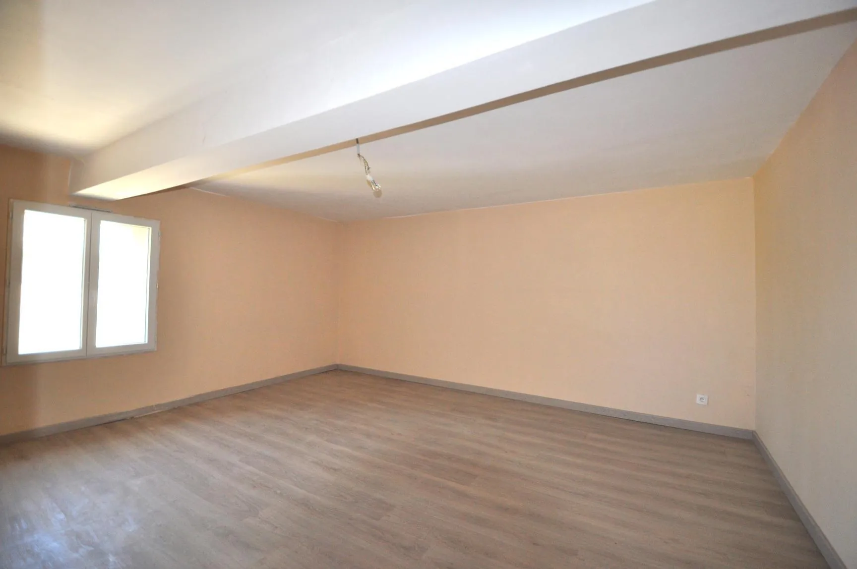 Maison de campagne à vendre proche d'Albi avec terrain et dépendances 