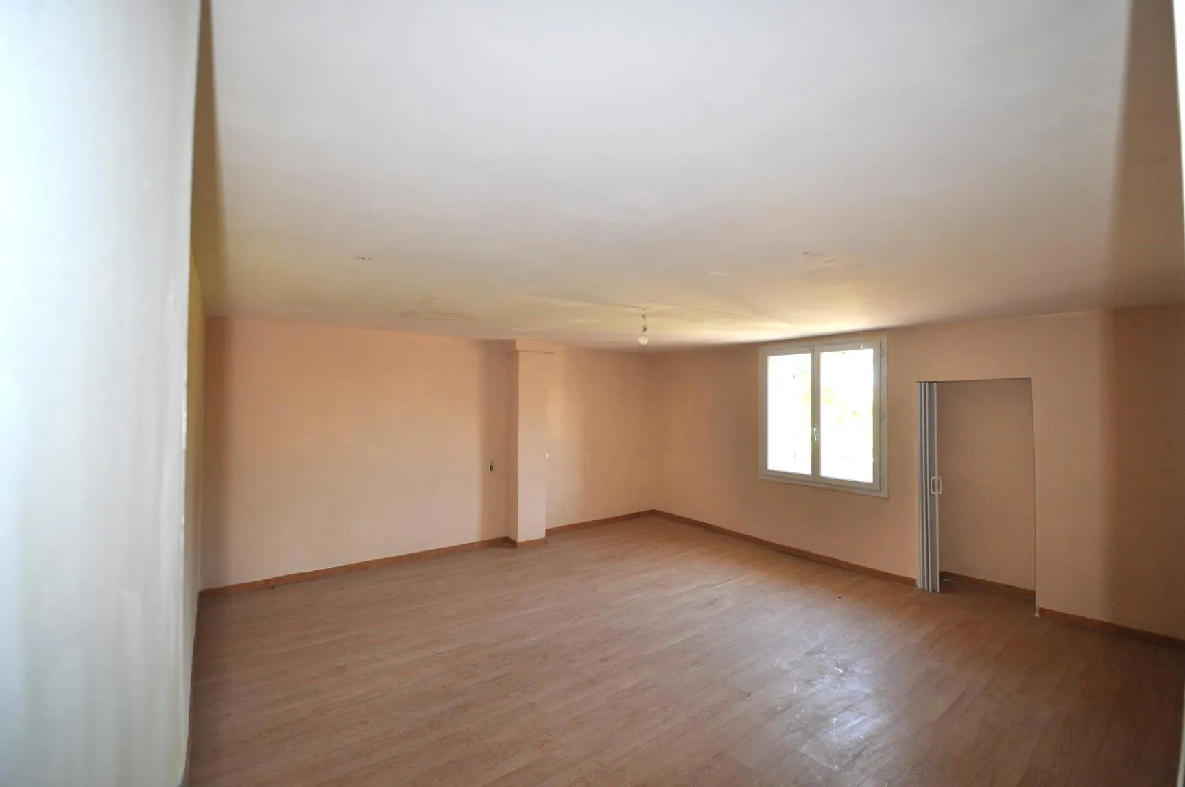 Maison de campagne à vendre proche d'Albi avec terrain et dépendances 