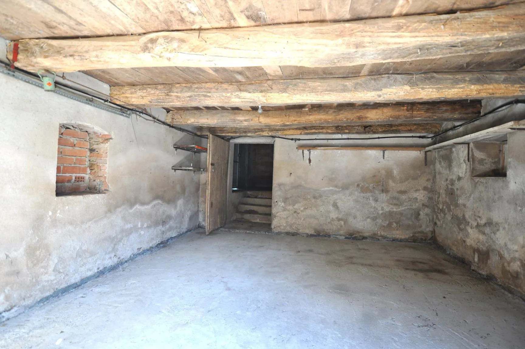 Maison de campagne à vendre proche d'Albi avec terrain et dépendances 
