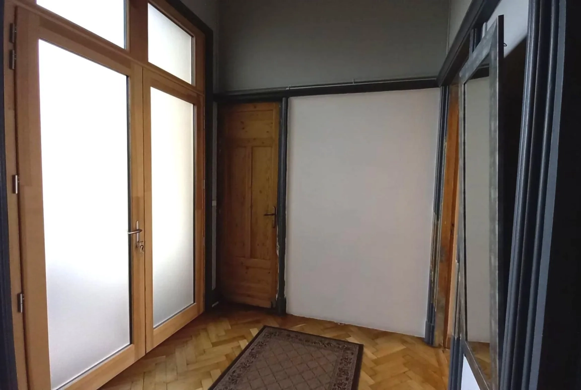 Appartement de standing à vendre face à la gare à Tourcoing 