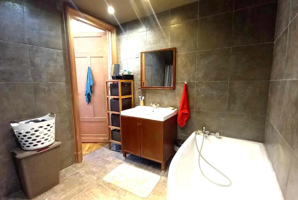 Appartement de standing à vendre face à la gare à Tourcoing 