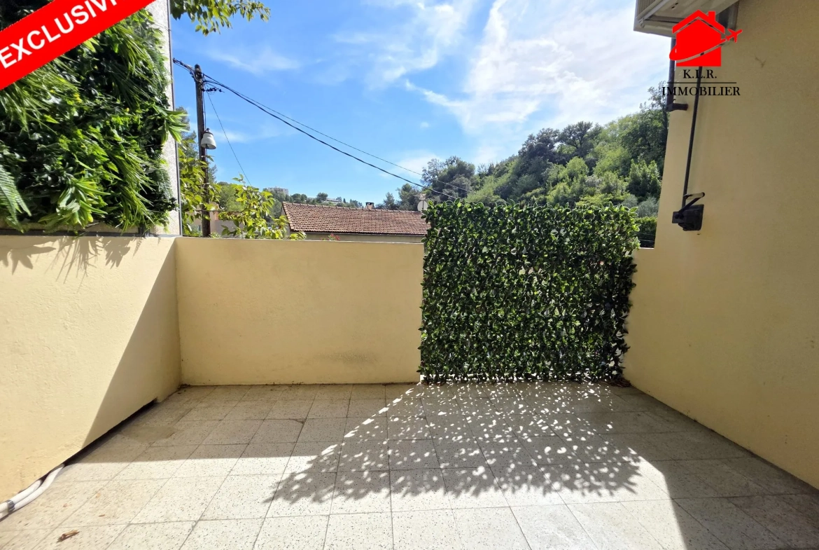 Appartement 2 pièces avec terrasse en vente à Nice, calme et lumineux 