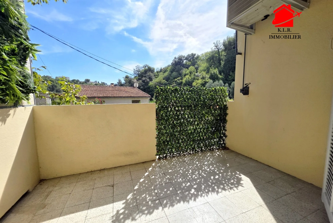 Appartement 2 pièces avec terrasse en vente à Nice, calme et lumineux 