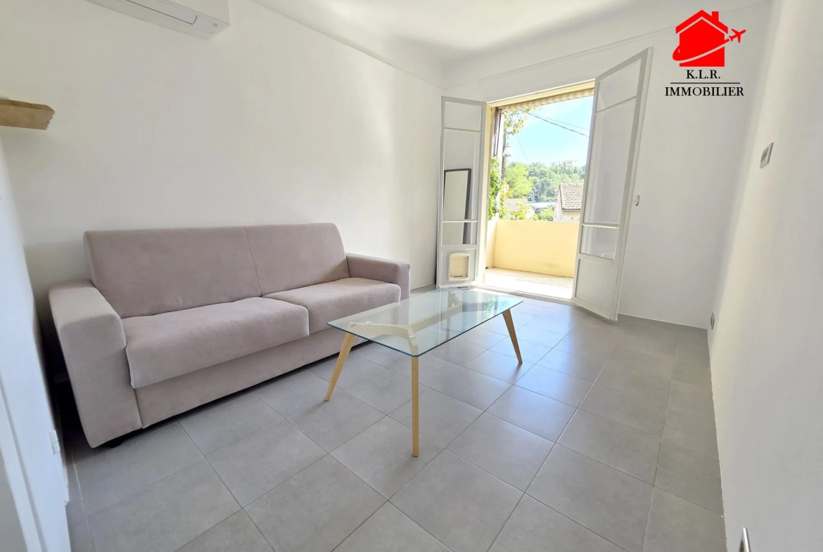Appartement 2 pièces avec terrasse en vente à Nice, calme et lumineux 