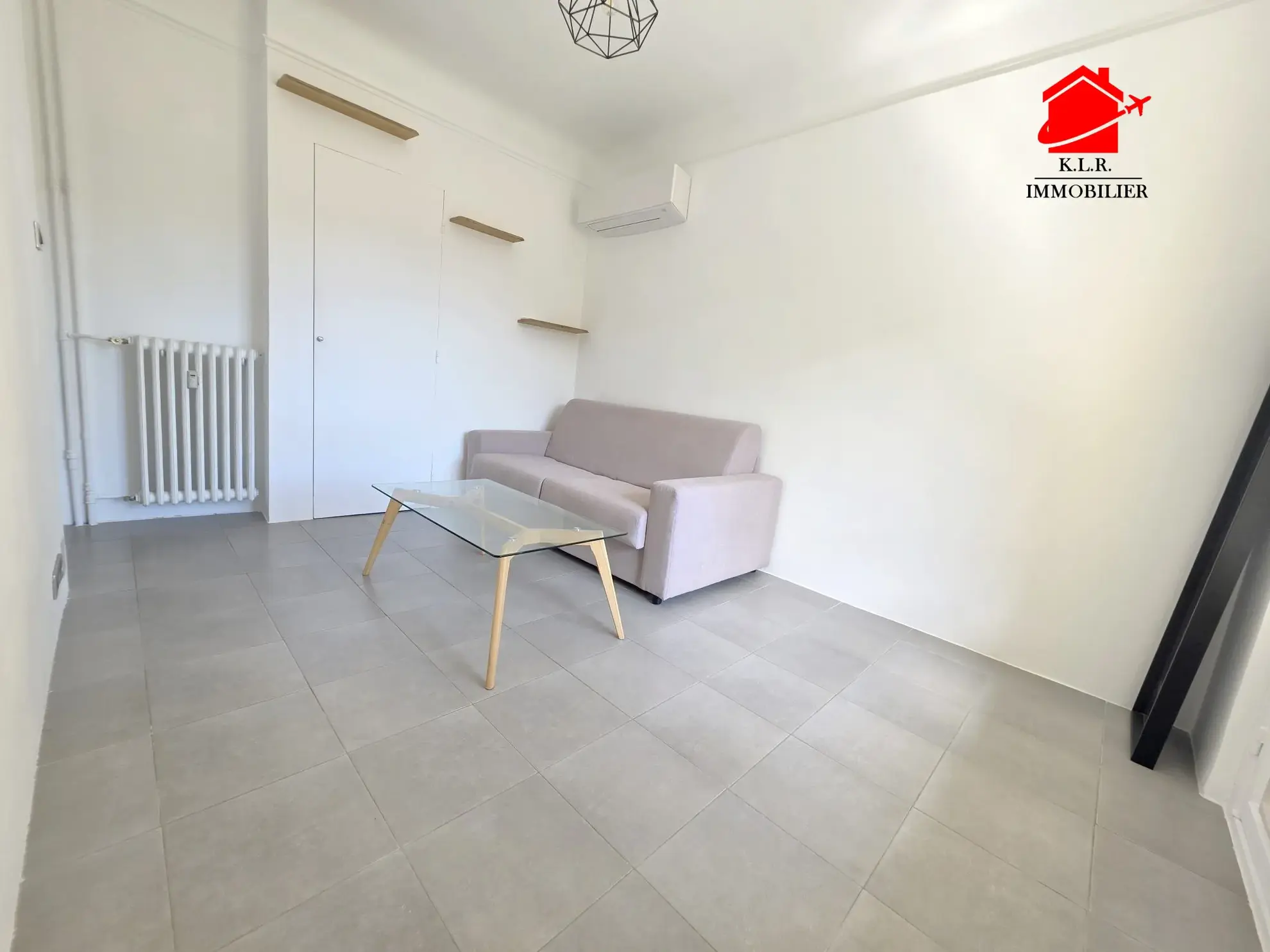 Appartement 2 pièces avec terrasse en vente à Nice, calme et lumineux 