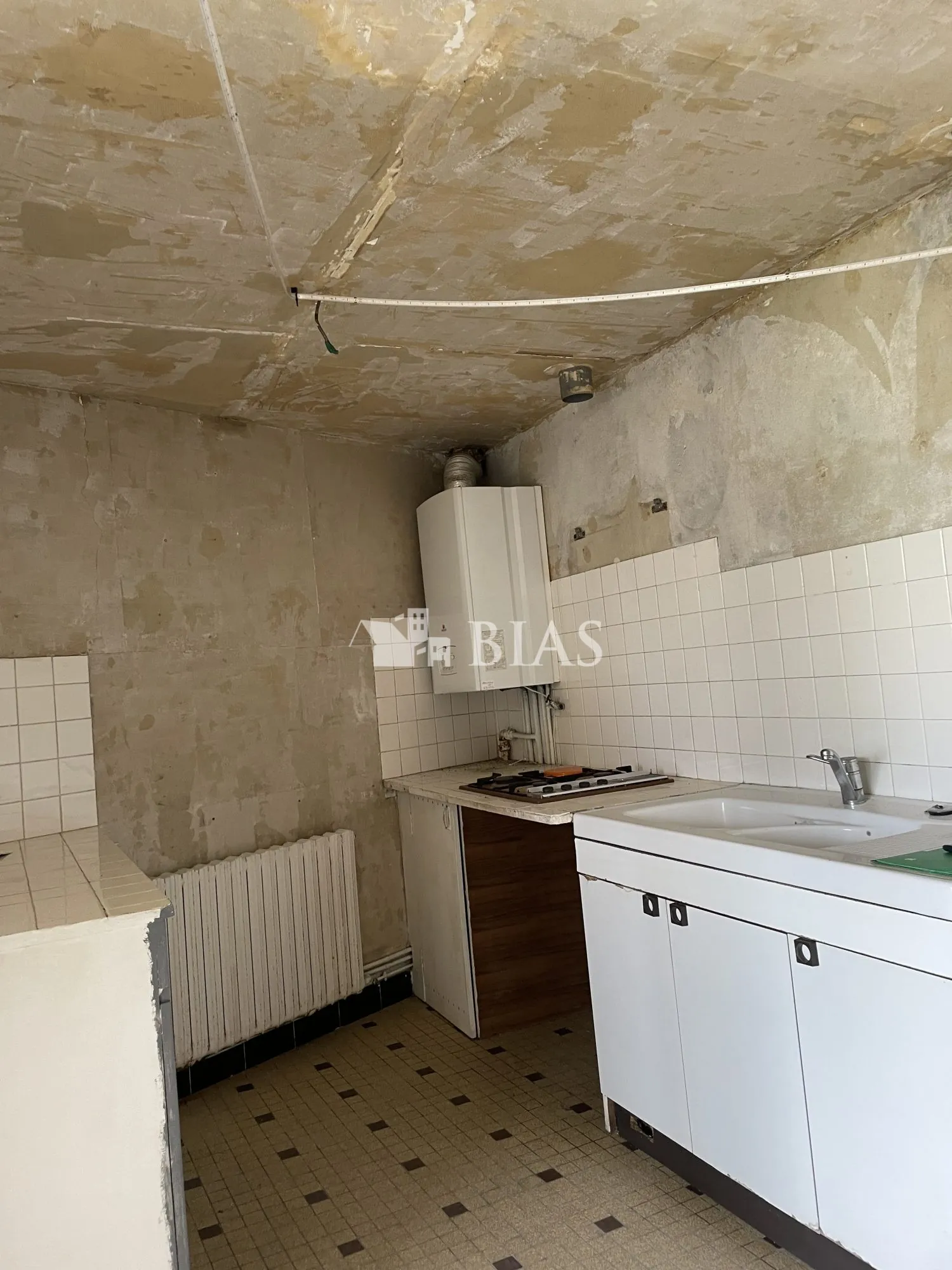 Maison de 90 m² à La Riviè­re Saint Sauveur avec potentiel de rénovation 