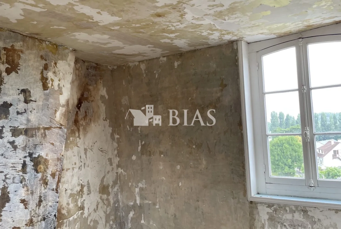 Maison de 90 m² à La Riviè­re Saint Sauveur avec potentiel de rénovation 
