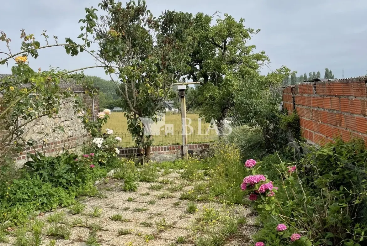 Maison de 90 m² à La Riviè­re Saint Sauveur avec potentiel de rénovation 