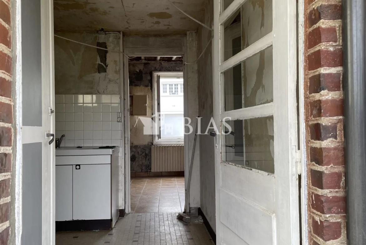 Maison de 90 m² à La Riviè­re Saint Sauveur avec potentiel de rénovation 