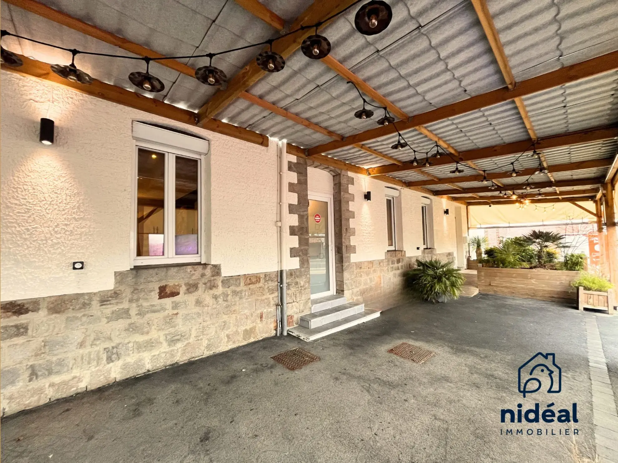 A vendre restaurant traditionnel avec licence IV à Louvignies-Quesnoy 