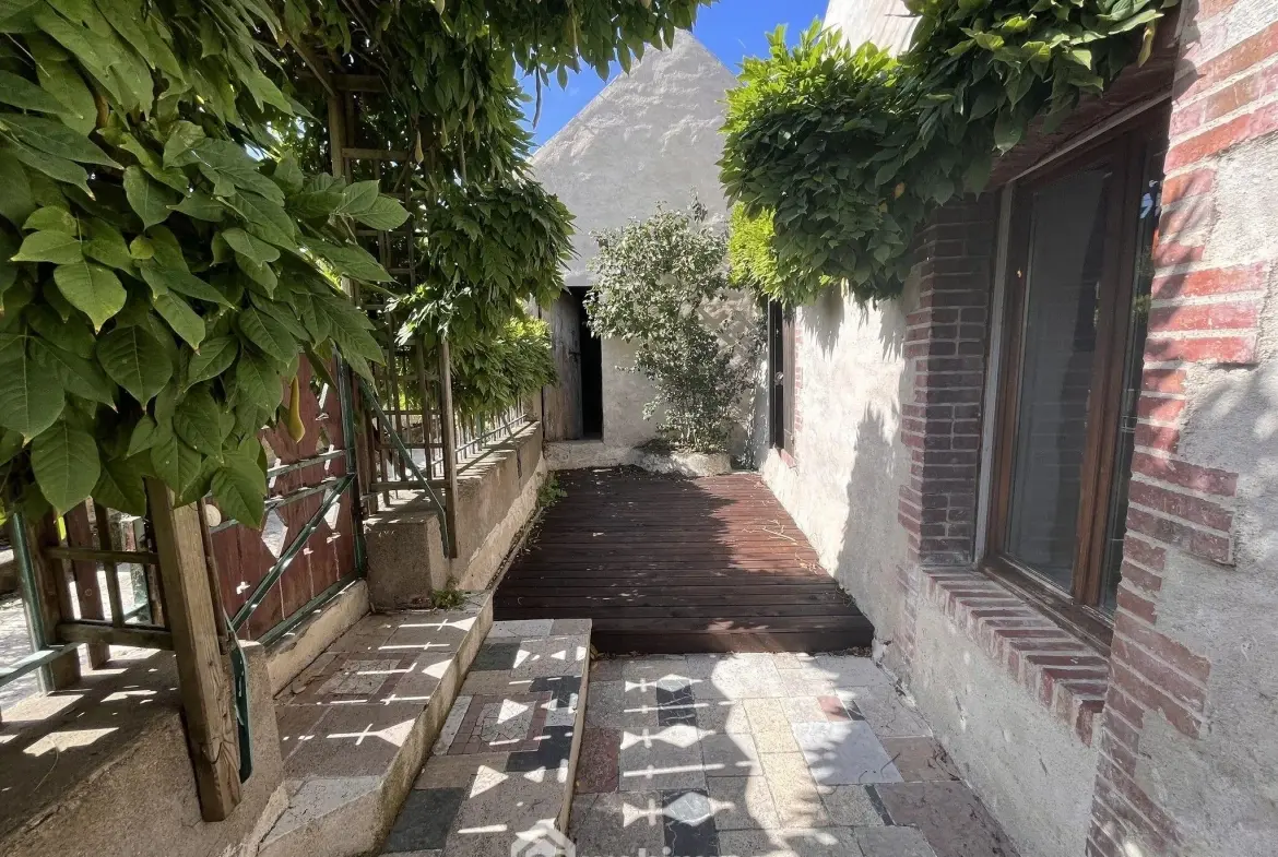 Maison de charme de 89,50 m² à Chalonnes-sur-Loire, proche commodités 