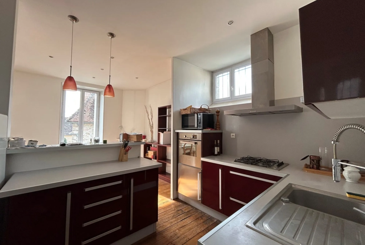 À vendre maison de 170 m² à Masseret, proche Limoges et Brive 
