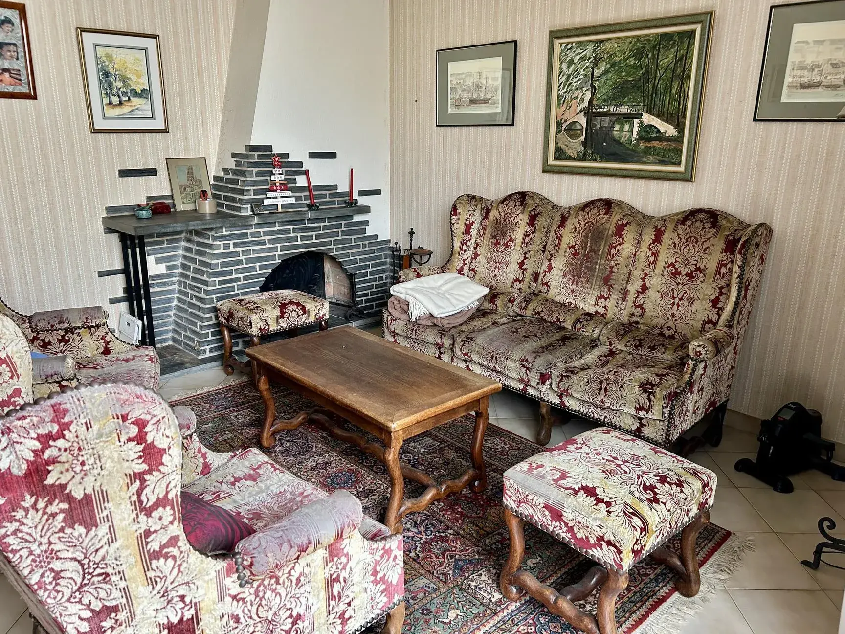 Maison familiale à vendre à Albi, quartier Bellevue, 4 chambres, grand terrain 
