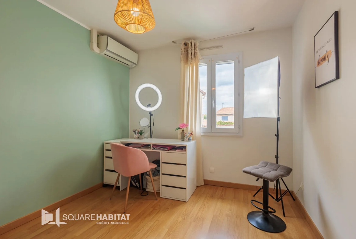 Maison à Orange avec 4 chambres, piscine et véranda - Secteur recherché 