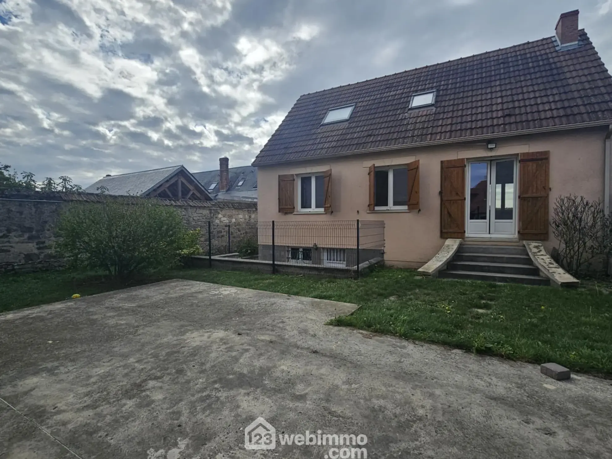 Maison familiale de 124 m² avec jardin à Pontavert 