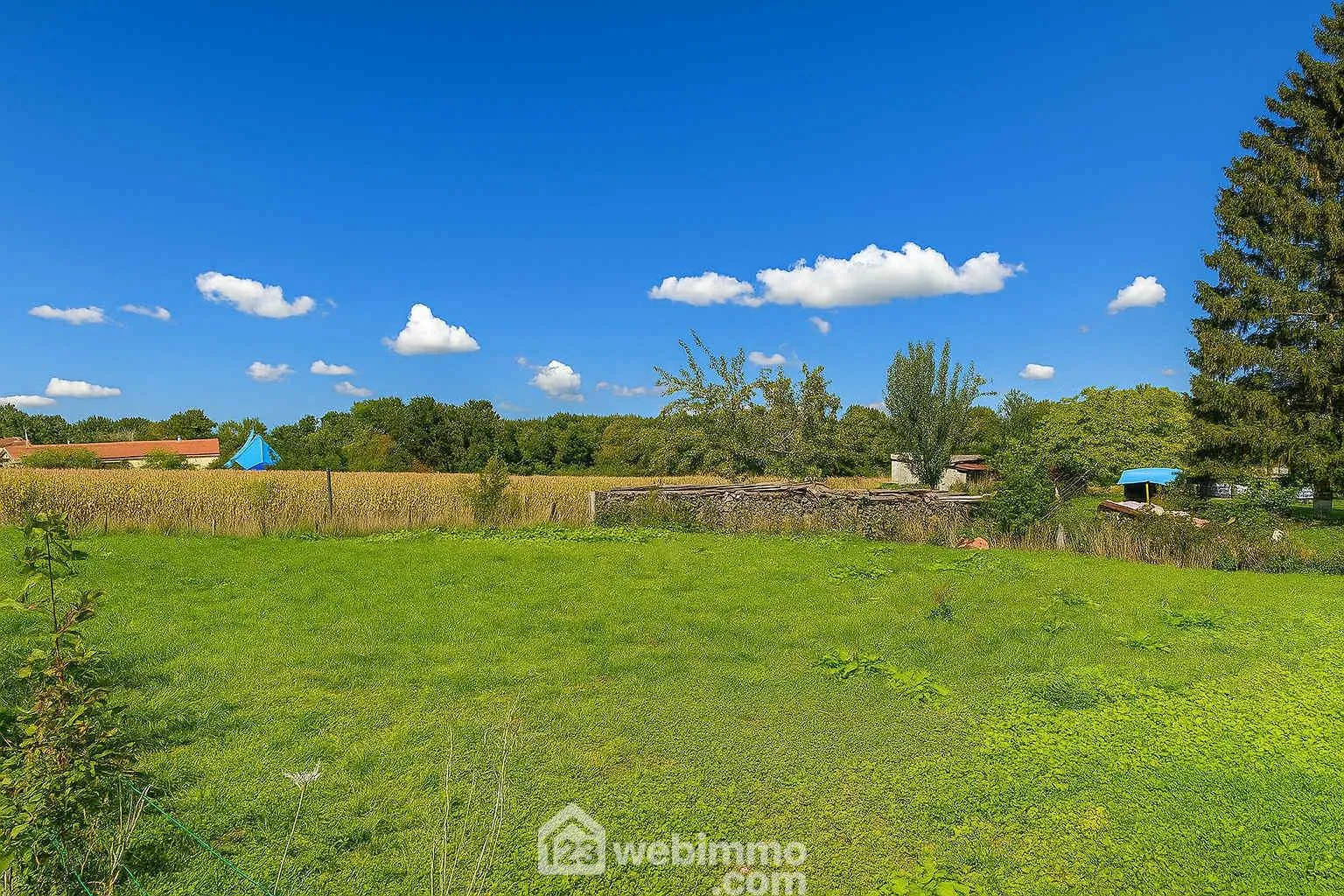 Terrain constructible de 422 m² à Pargny-Filain, parfait pour votre maison idéale 