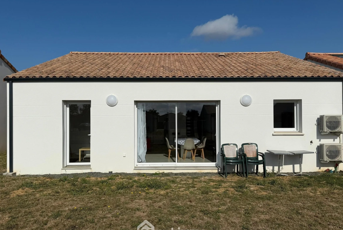 Maison de plain-pied récente à Longeville-sur-Mer près de la plage 