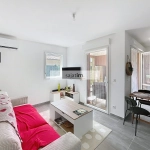 Joli T2 récent avec terrasse à Sanary-sur-Mer, proche du centre