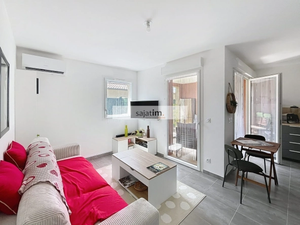 Joli T2 récent avec terrasse à Sanary-sur-Mer, proche du centre