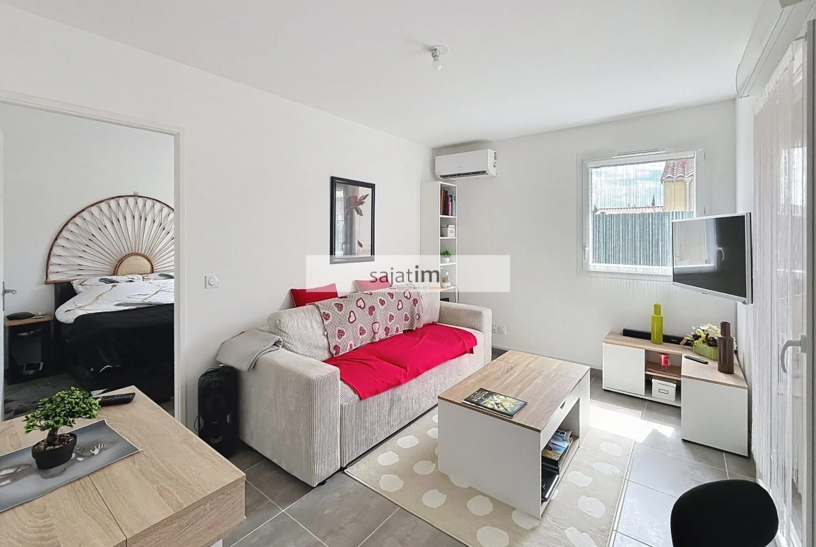 Joli T2 récent avec terrasse à Sanary-sur-Mer, proche du centre 