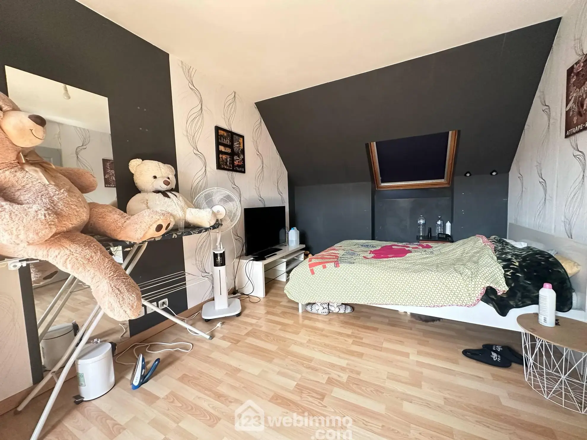 Investissement immobilier à Créc sur-Serre : deux pavillons loués pour revenus immédiats 
