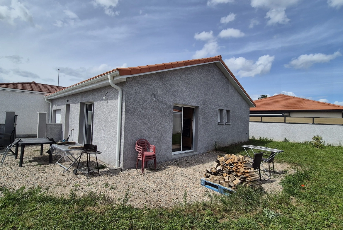 Maison neuve à vendre à Roanne avec terrasse et garage – 86 m² 