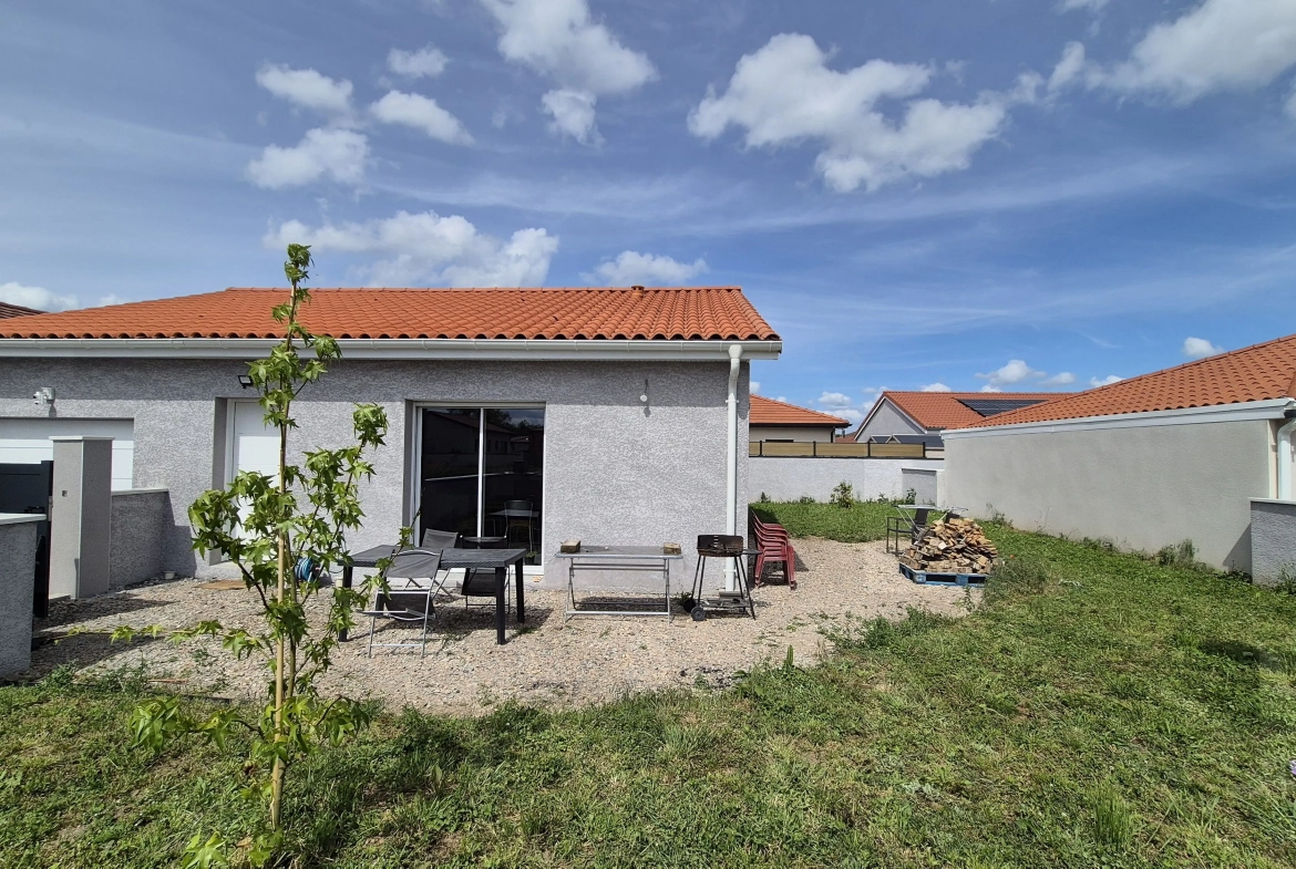 Maison neuve à vendre à Roanne avec terrasse et garage – 86 m² 