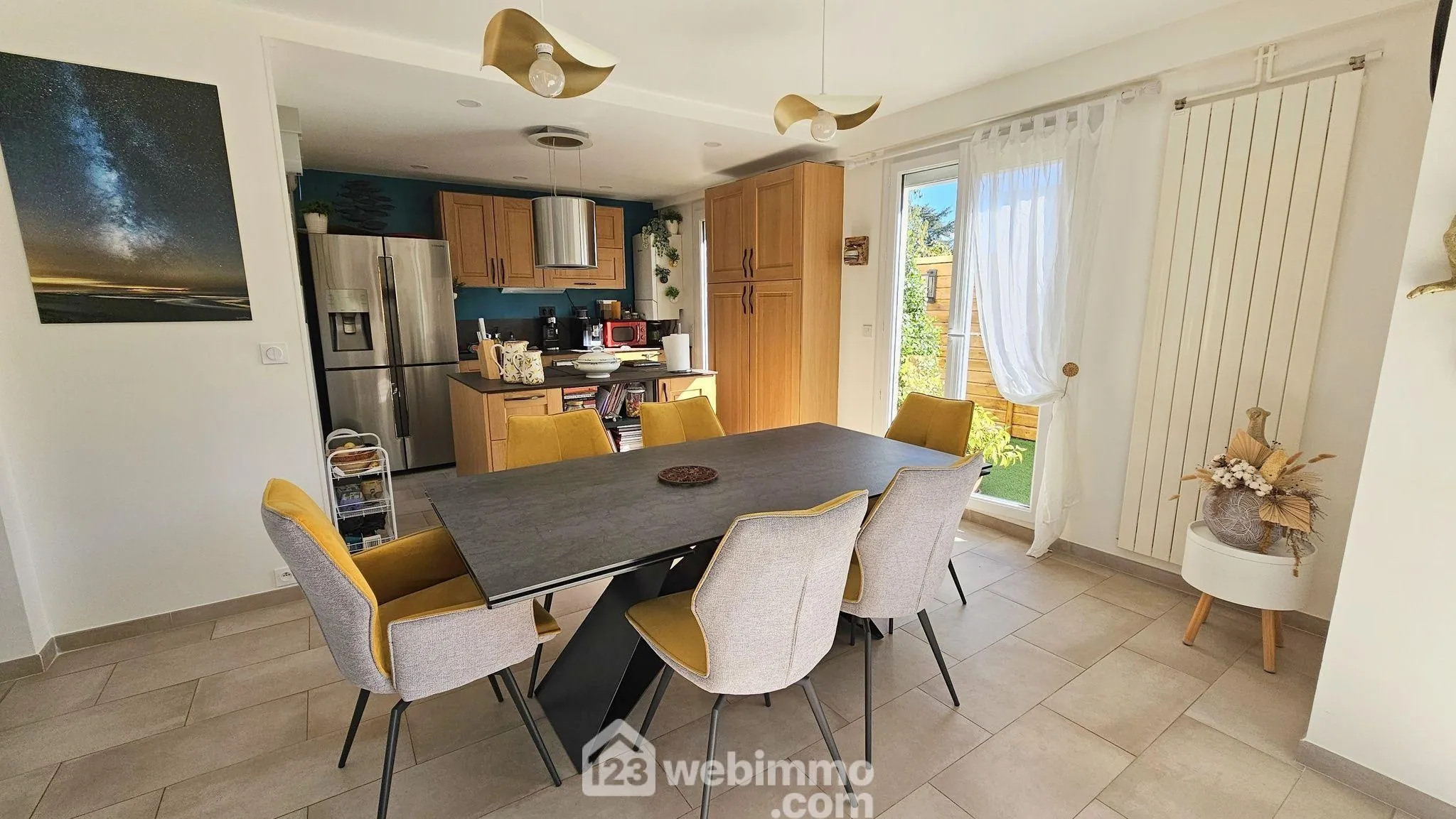 Maison rénovée de 116 m² avec terrasse et garage à Milly-la-Forêt 