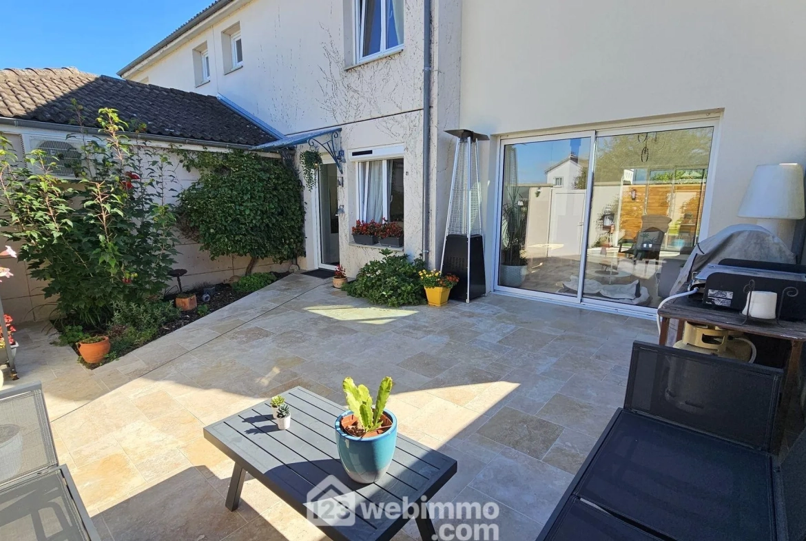 Maison rénovée de 116 m² avec terrasse et garage à Milly-la-Forêt 