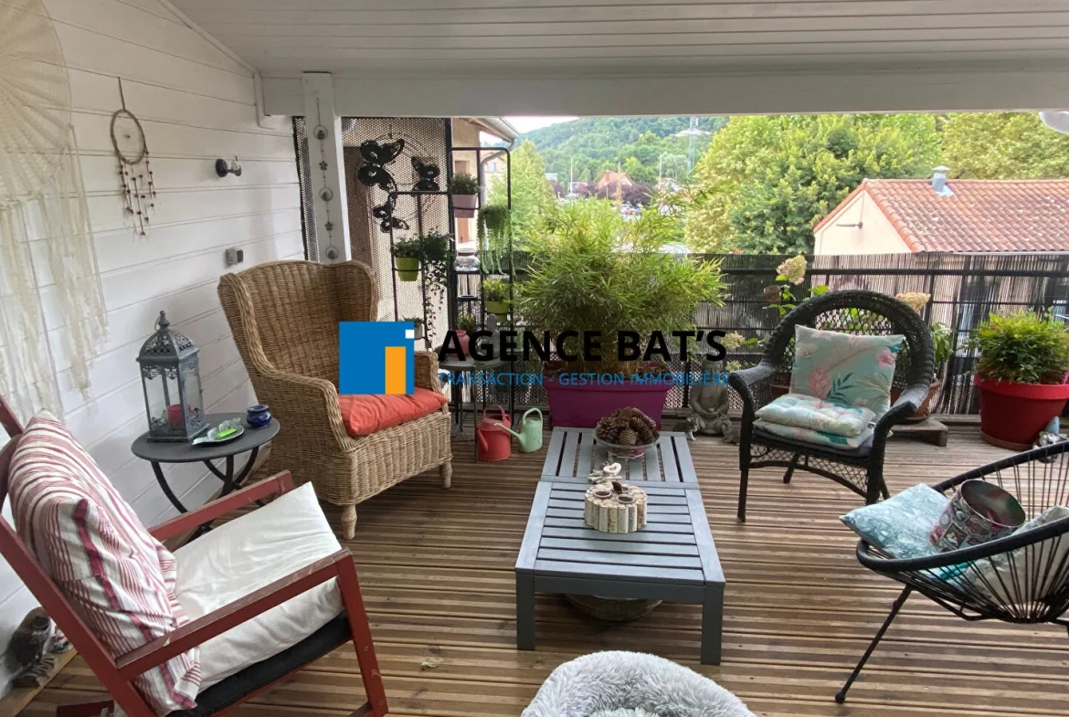 Bel appartement F5 avec terrasse et garage à La Fouillouse 