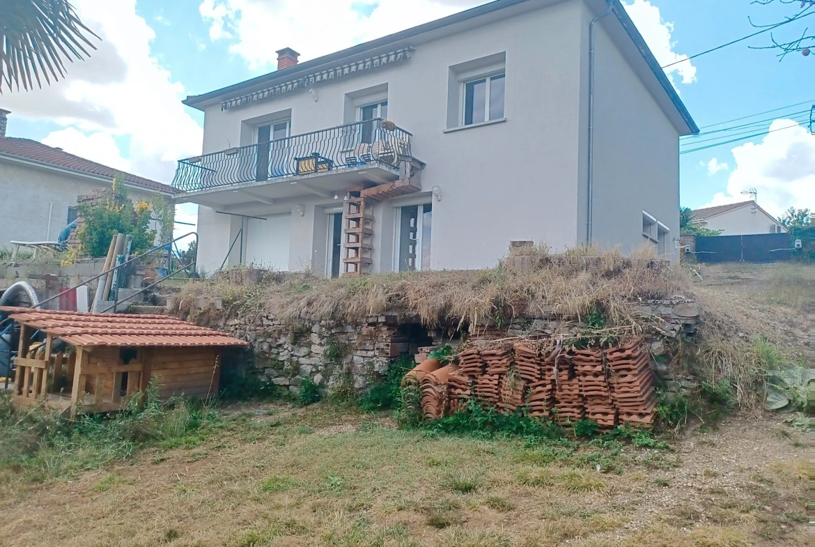 Maison T6 avec jardin, piscine et garage à Réalmont - Belle opportunité 