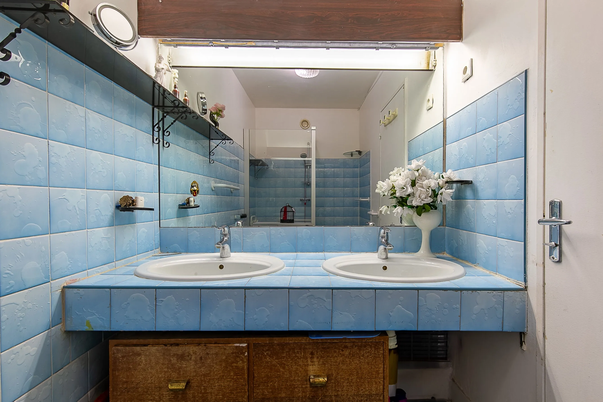 Appartement traversant de 87 m² avec terrasse à Marseille dans la résidence Le Corinthe 