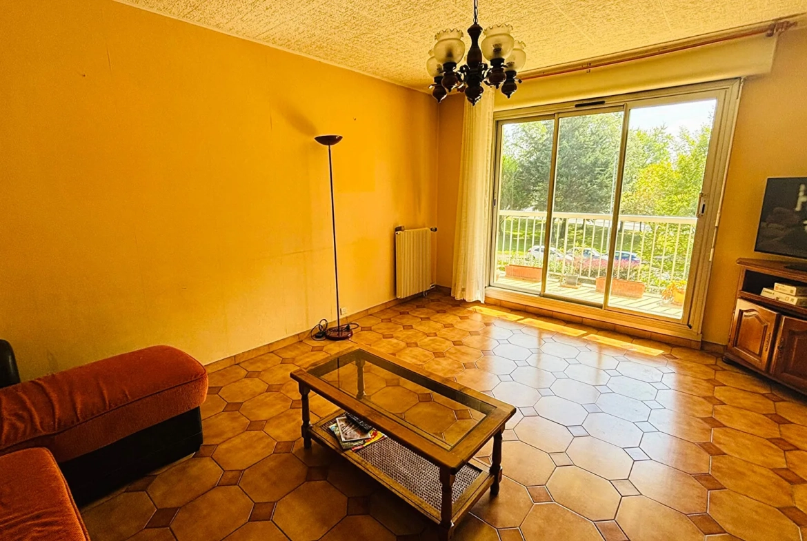 Appartement T4 à Bayonne de 90 m² proche du stade Didier Deschamps 