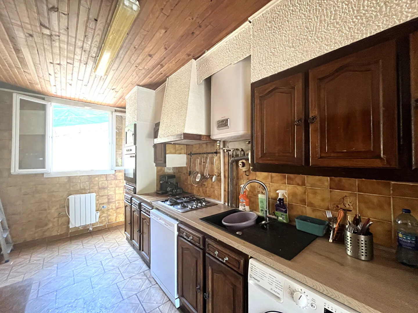 Maison à rénover de 72 m² avec dépendance et jardin à Septèmes-les-Vallons 