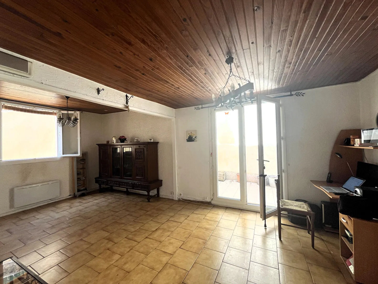 Maison à rénover de 72 m² avec dépendance et jardin à Septèmes-les-Vallons 